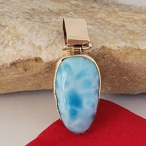 ❤️14k Vintage Solid Yellow Gold Larimar Stone Handmade Pendant!
